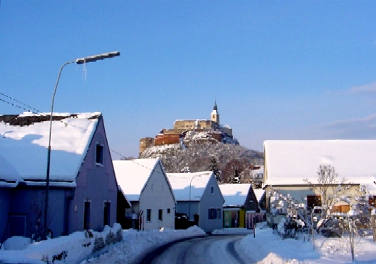 Burg Gssing in winter from Josef-Reichl Strasse